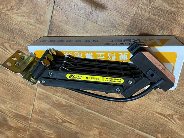 Chổi tiếp điện 3P60A